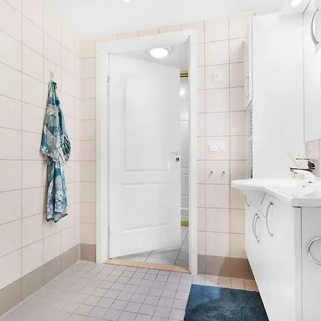 Modern Near Airport Ideal For Weekly Apartament