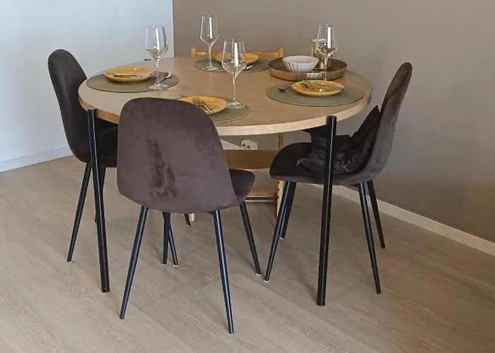 Apartamento Panoramisk Naer Flyplass 2 *